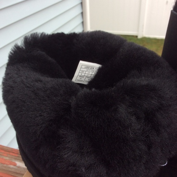 UGG Bailey Bow II diagonal stripe - Picture 7 of 7